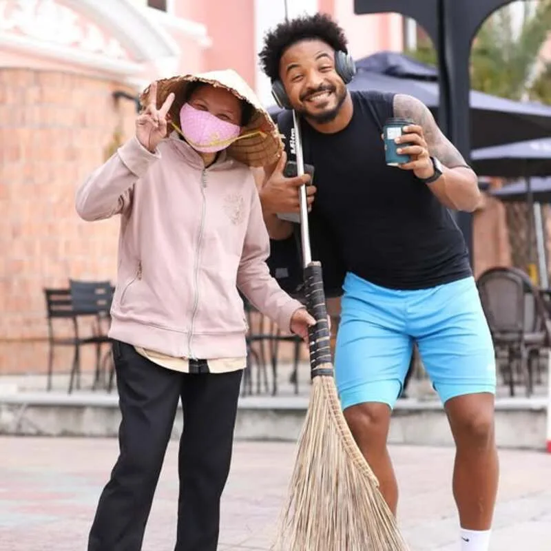 Xuân Son được yêu mến nhờ khả năng ghi bàn, tinh thần thi đấu và đời sống giản dị ngoài sân cỏ