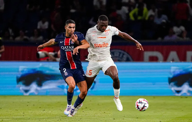 Các chỉ số tại Ligue 1 cho thấy Hakimi đóng góp ổn định ở cả tấn công và phòng ngự.