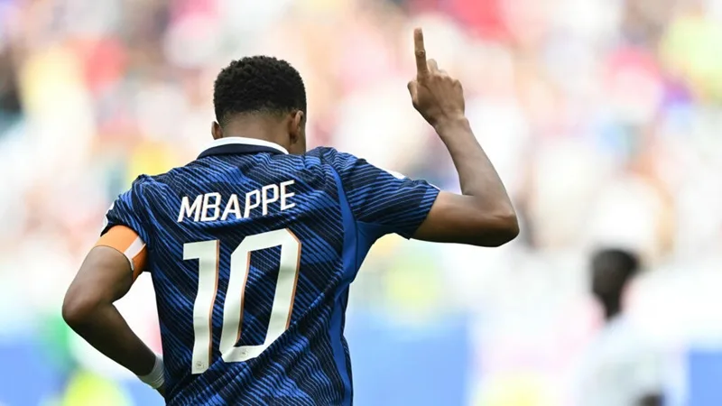 Mbappé tạo nên lịch sử với kỷ lục 22 bàn thắng qua các kỳ World Cup.
