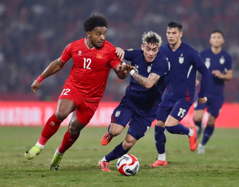 Đội tuyển Việt Nam nằm ở Bảng A cùng Indonesia, Singapore, Campuchia và đội thắng trận Play-off.